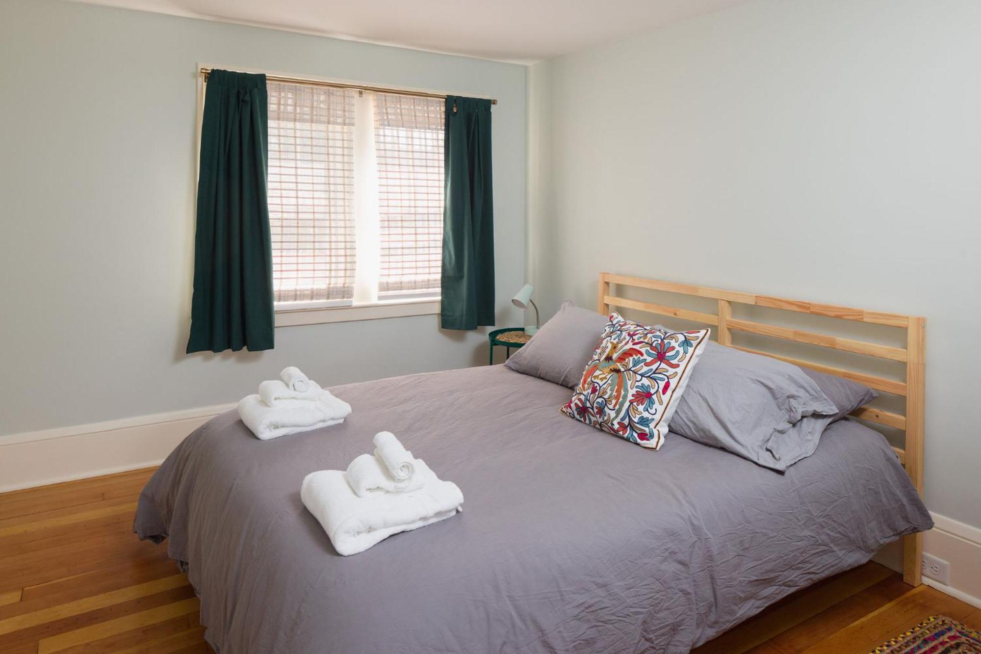 Queen City Bungalow & Cottages Burlington Extérieur photo