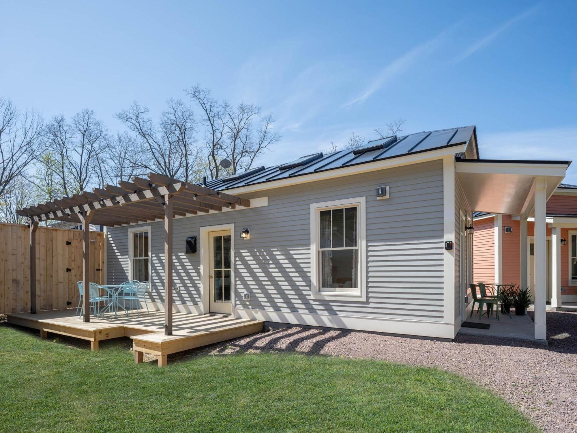 Queen City Bungalow & Cottages Burlington Extérieur photo
