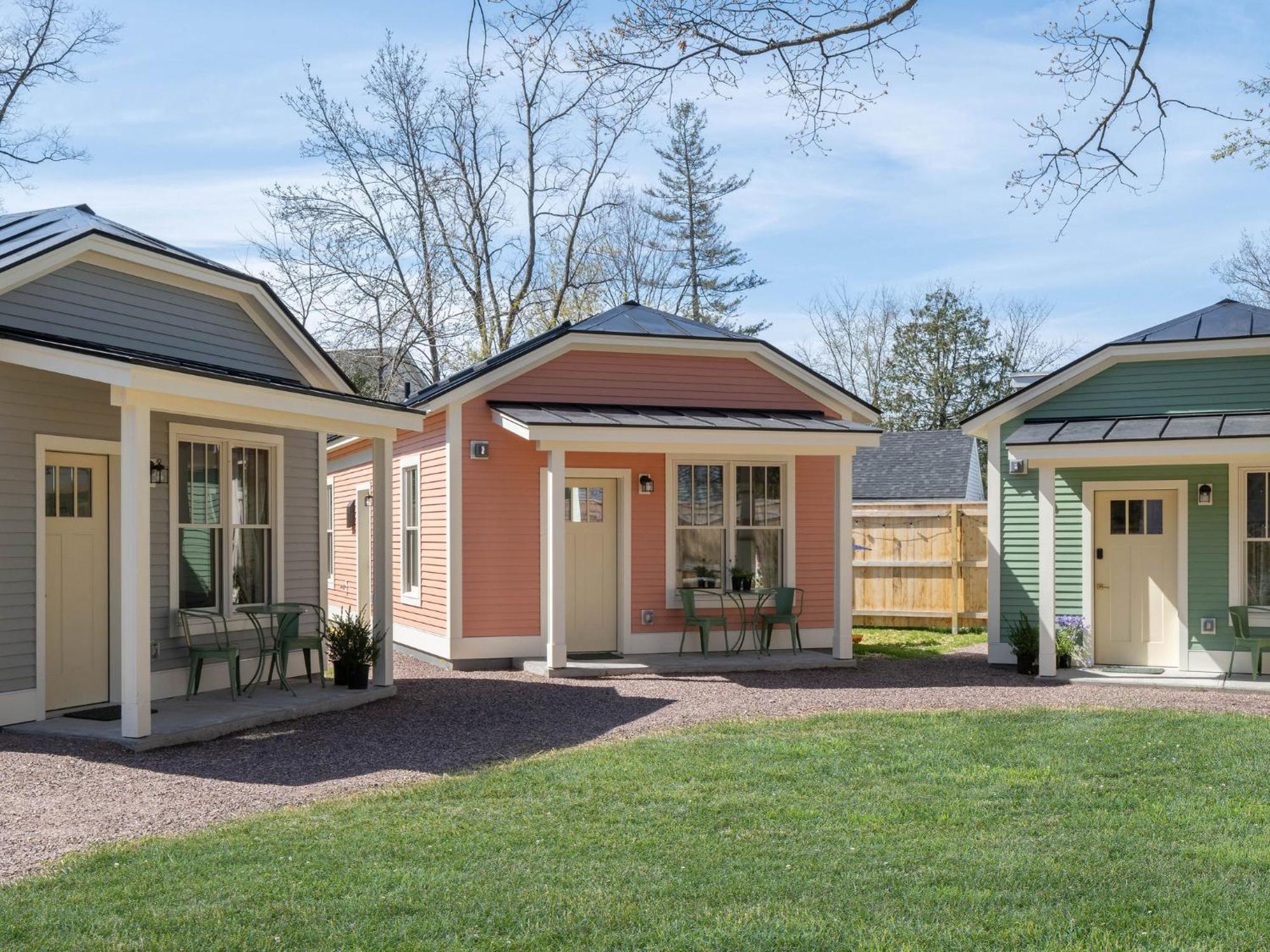 Queen City Bungalow & Cottages Burlington Extérieur photo
